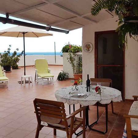아게이크 Vivelorural Atico Y Terraza En El Risco De Agaete 아파트 외부 사진